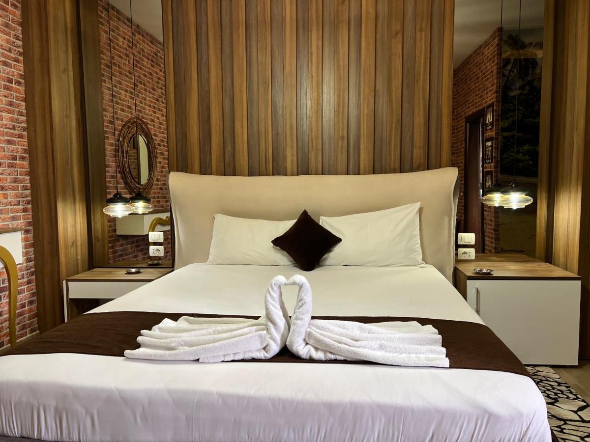 Hotel St.Pauli Shkoder Ngoại thất bức ảnh