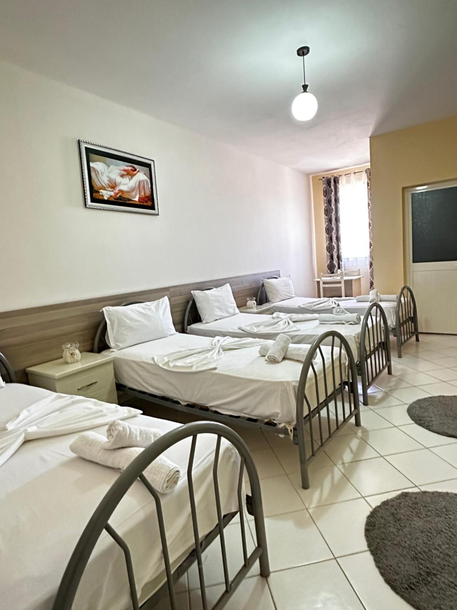 Hotel St.Pauli Shkoder Ngoại thất bức ảnh