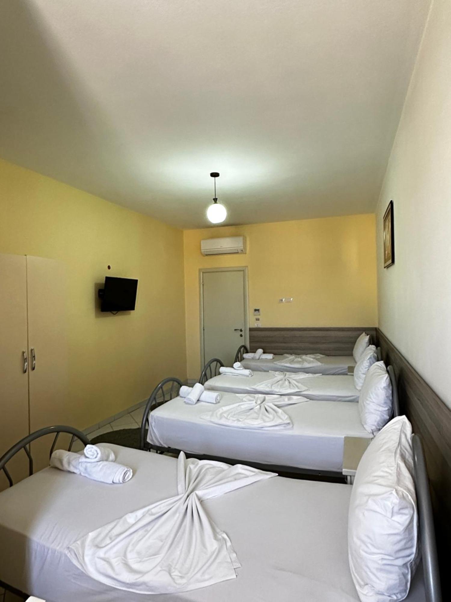 Hotel St.Pauli Shkoder Ngoại thất bức ảnh