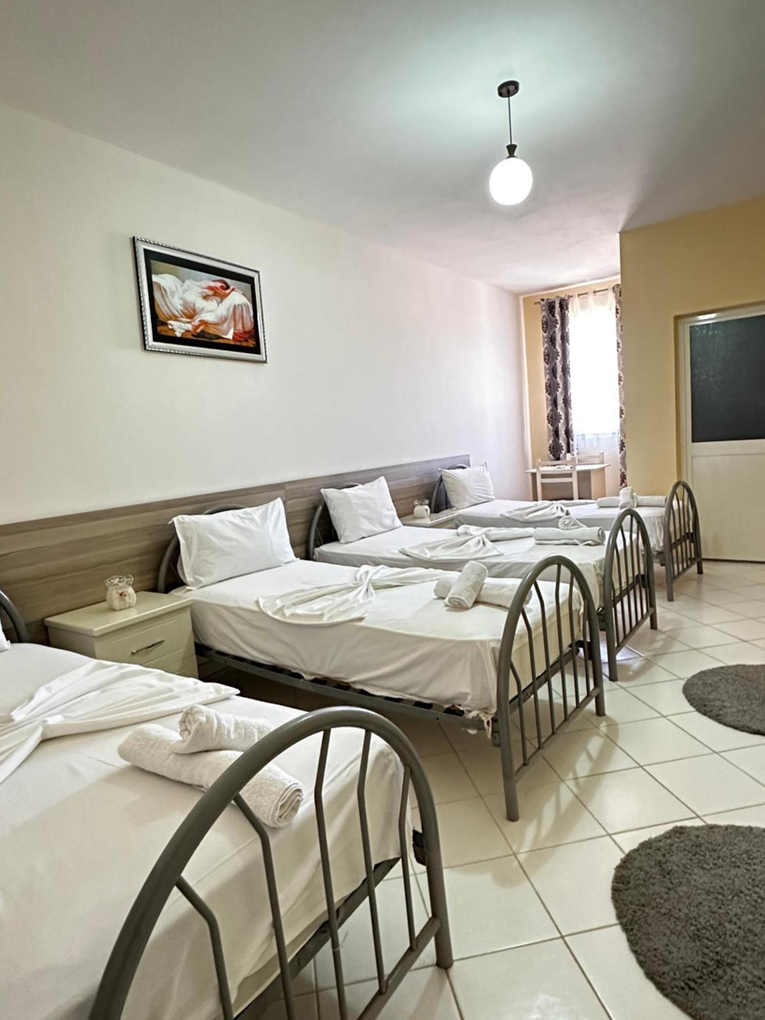 Hotel St.Pauli Shkoder Ngoại thất bức ảnh