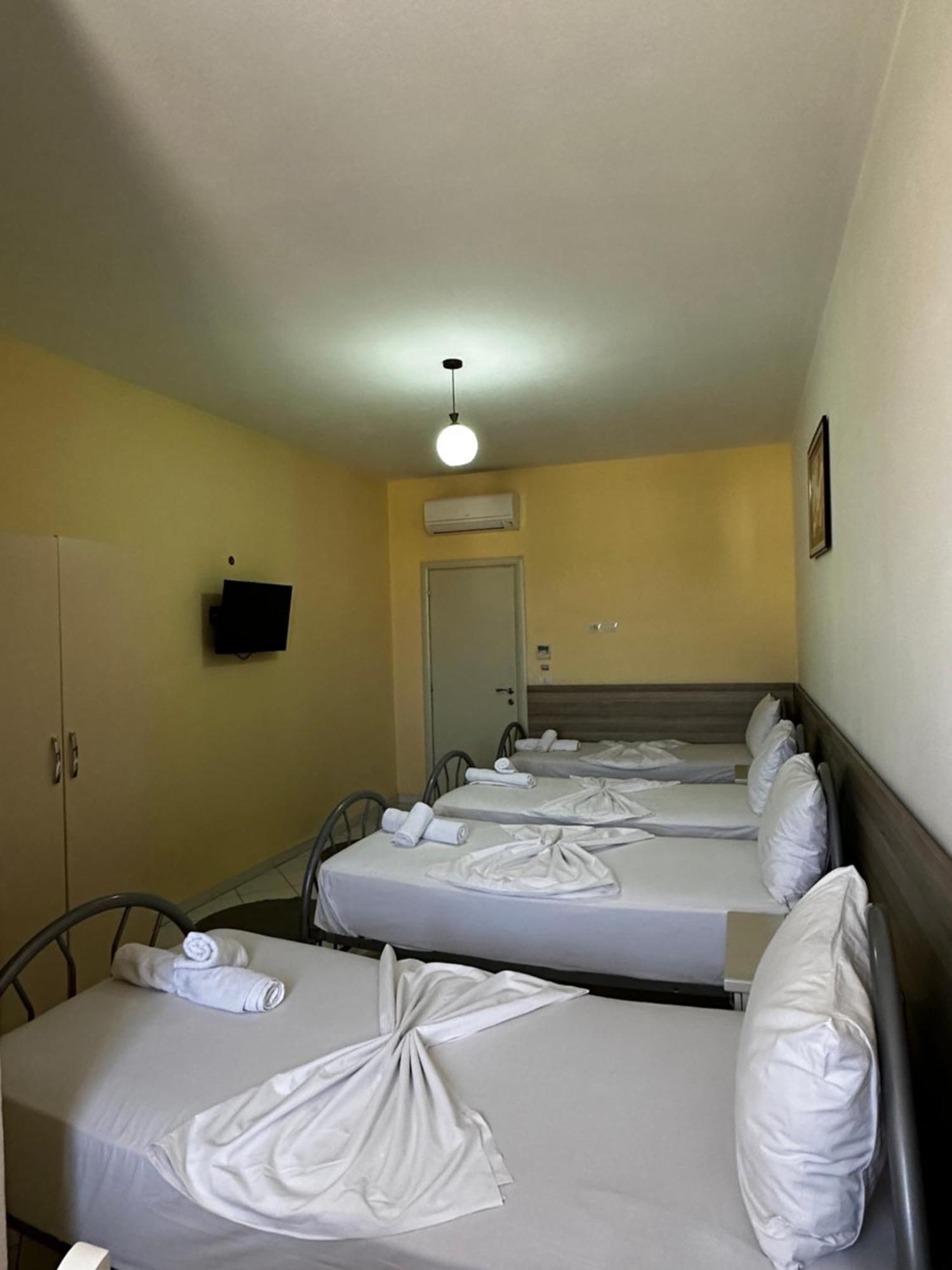 Hotel St.Pauli Shkoder Ngoại thất bức ảnh