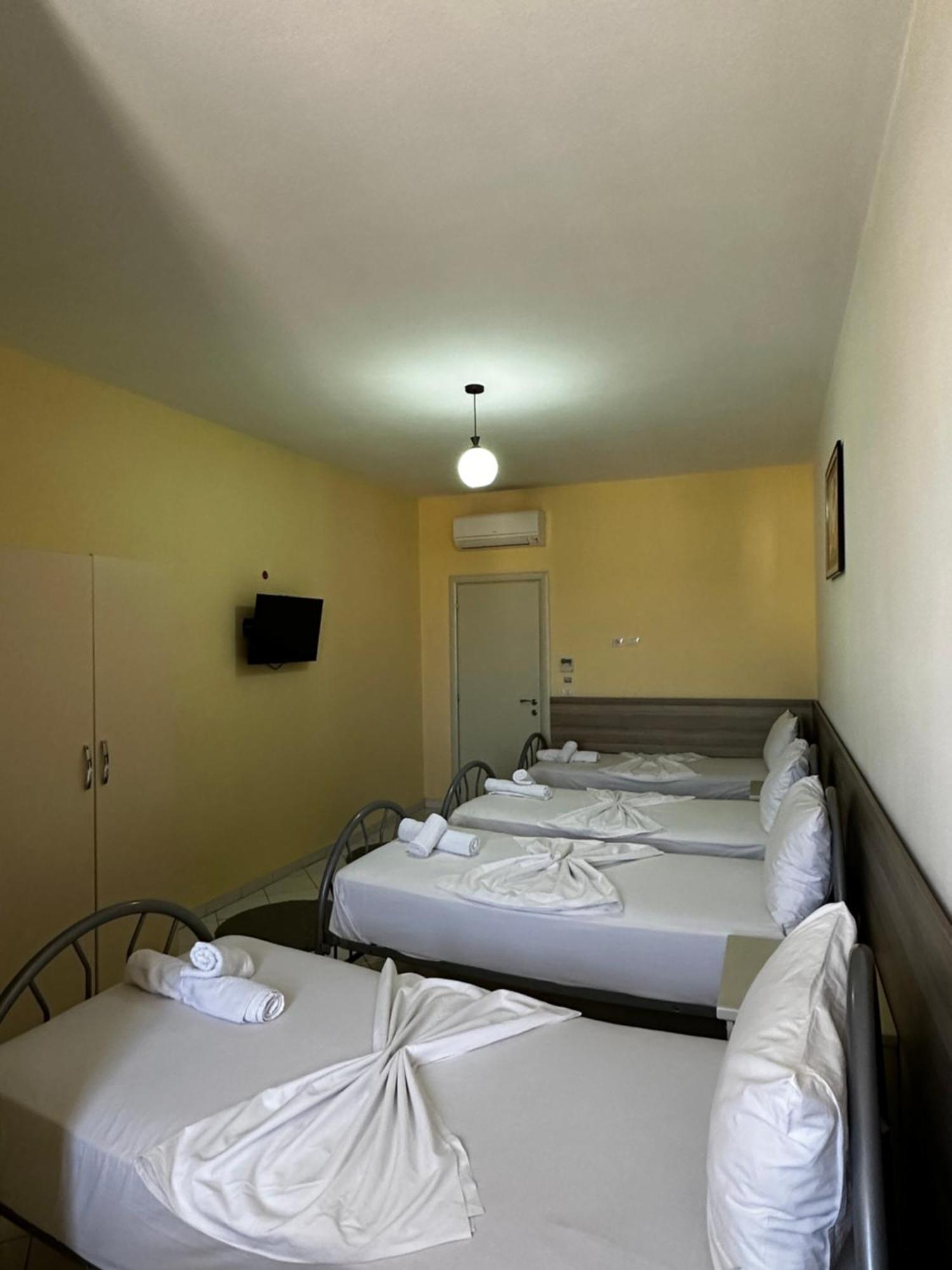 Hotel St.Pauli Shkoder Ngoại thất bức ảnh