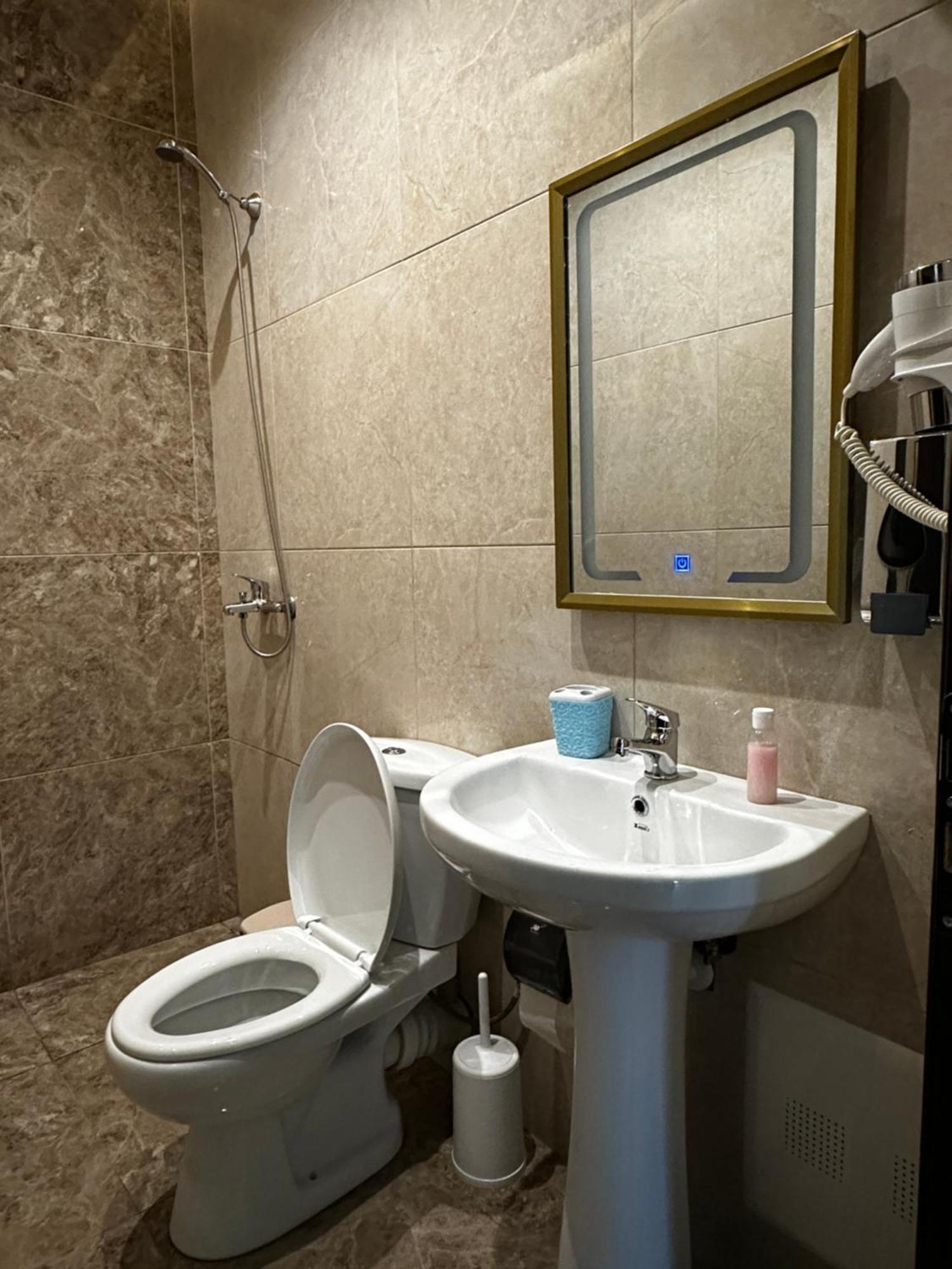 Hotel St.Pauli Shkoder Ngoại thất bức ảnh