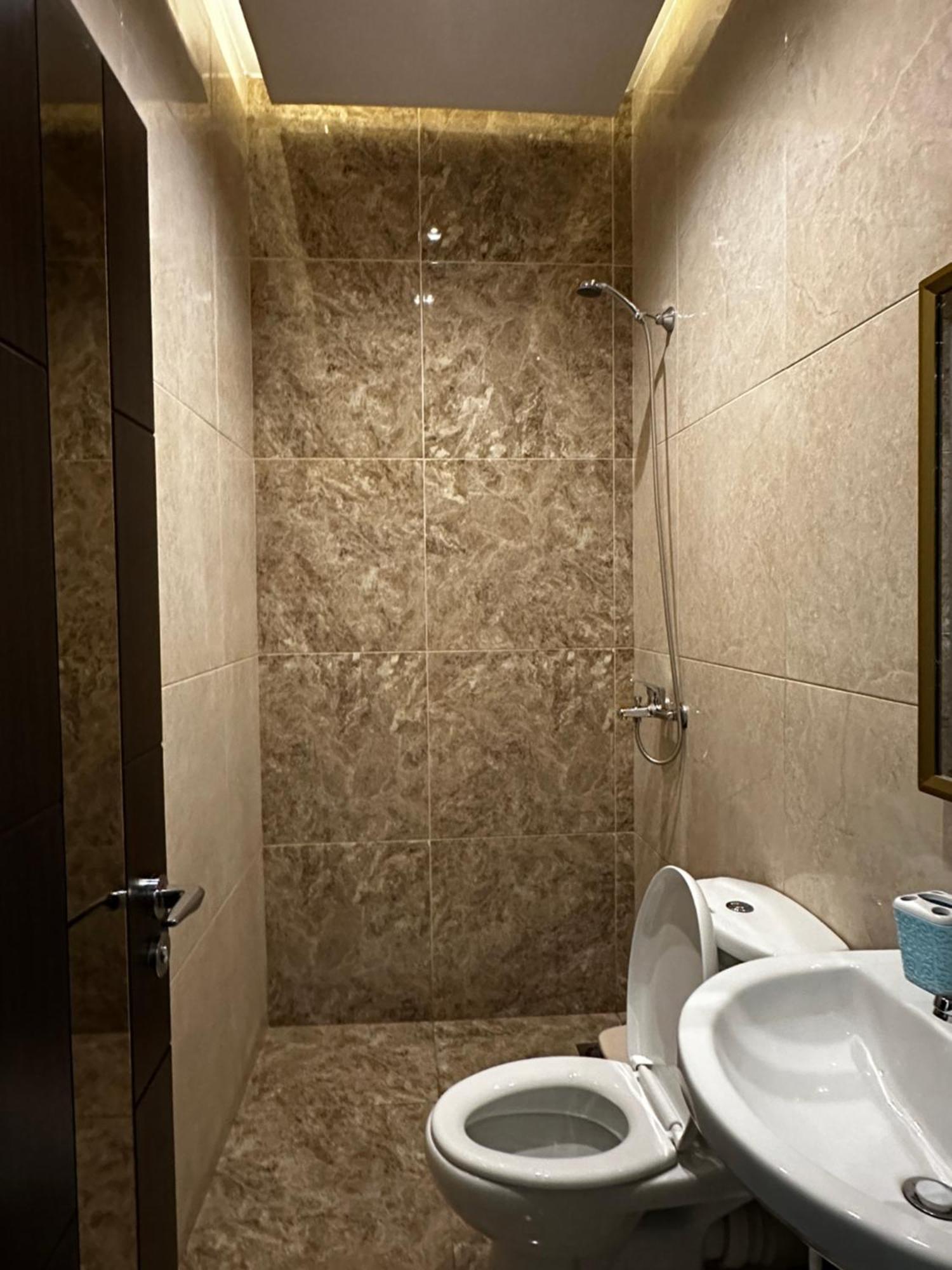Hotel St.Pauli Shkoder Ngoại thất bức ảnh